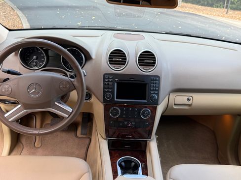 Used 2011 Mercedes-Benz ML 350 4MATIC image 17