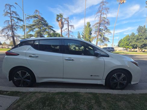 Used 2019 Nissan Leaf SL Plus w/ Protection Package image 6