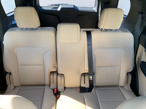 Used 2017 Ford Explorer FWD image 13