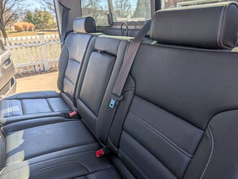 Used 2018 GMC Sierra 3500 Denali w/ Duramax Plus Package image 16