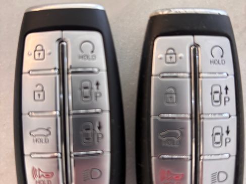 Used 2021 Genesis GV80 3.5T Advanced + image 17