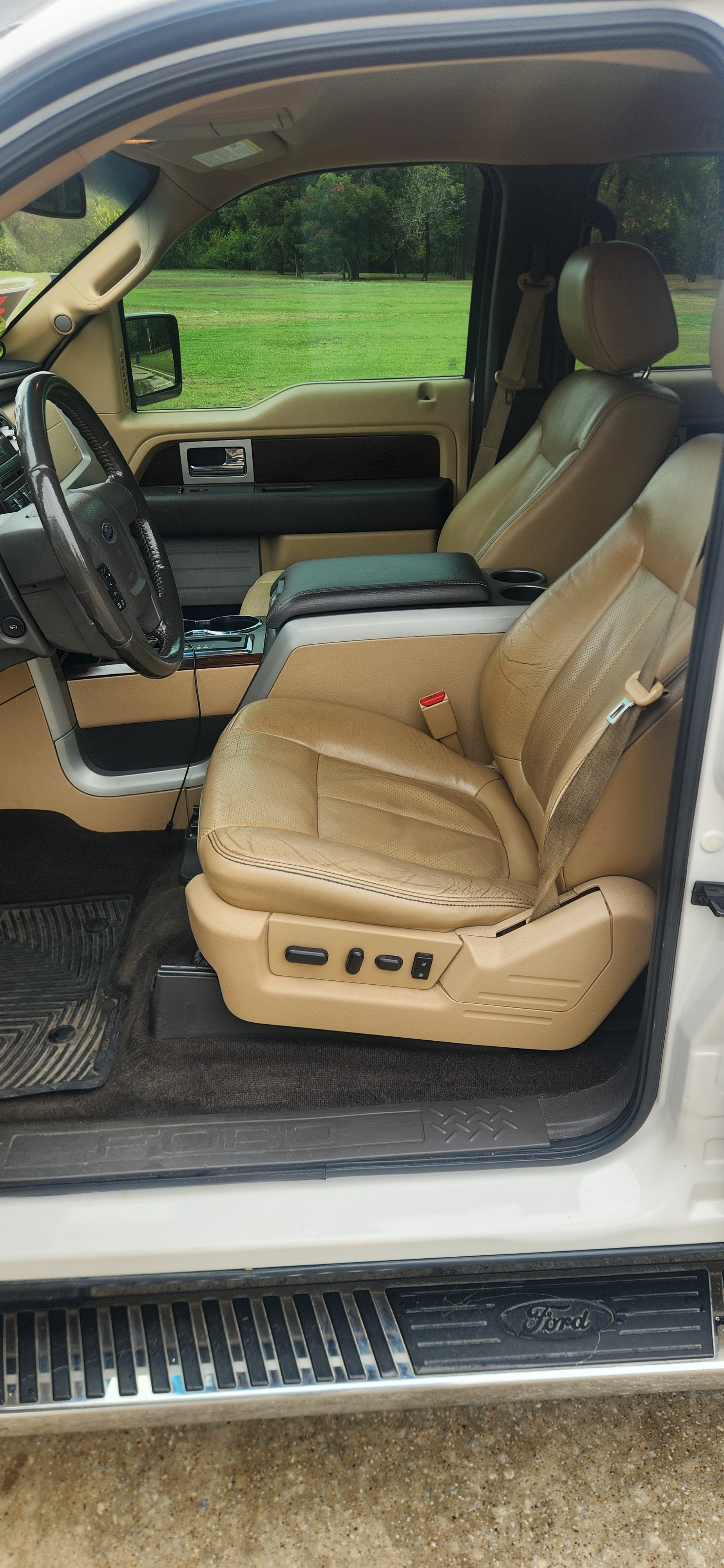 Used 2012 Ford F150 Lariat w/ Lariat Plus Pkg RWD image 15