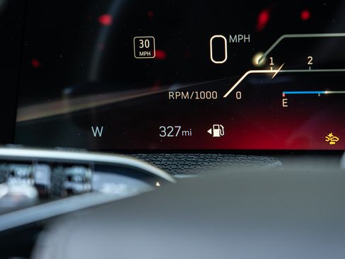 Used 2025 Cadillac Escalade V w/ LPO, ONYX Package image 31