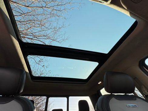 Used 2018 Ford F250 Limited image 16