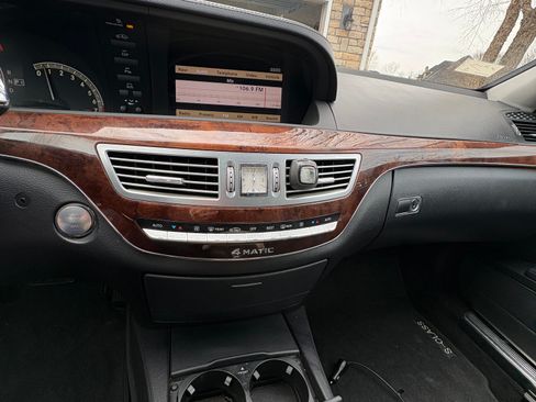 Used 2008 Mercedes-Benz S 550 4MATIC image 13