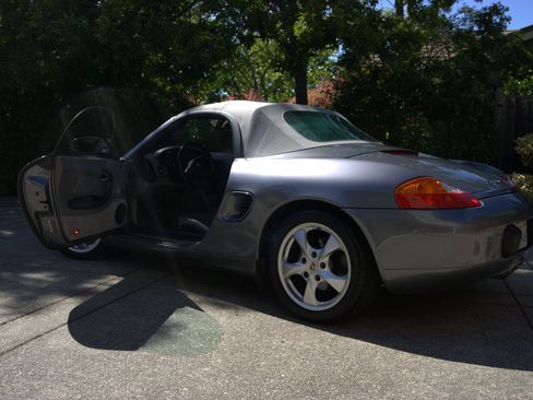 Used 2002 Porsche Boxster image 9