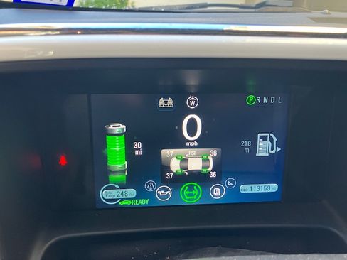 Used 2013 Chevrolet Volt Premium w/ Premium Trim Package image 10