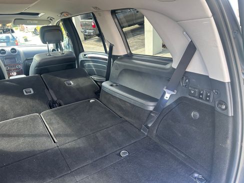 Used 2012 Mercedes-Benz GL 450 4MATIC image 29