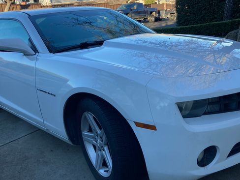 Used 2011 Chevrolet Camaro LT image 6