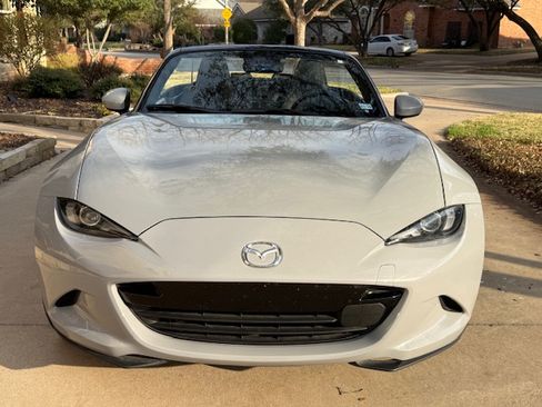 Used 2024 MAZDA MX-5 Miata Grand Touring w/ Weather Package image 12