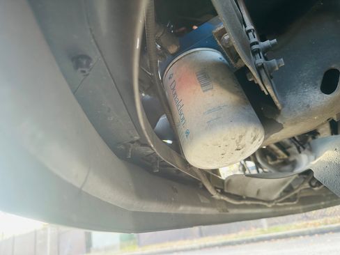 Used 2015 Ford F350 Platinum w/ Snow Plow Prep Package image 16