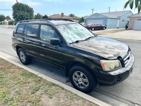 Used 2002 Toyota Highlander 2WD V6 image 2