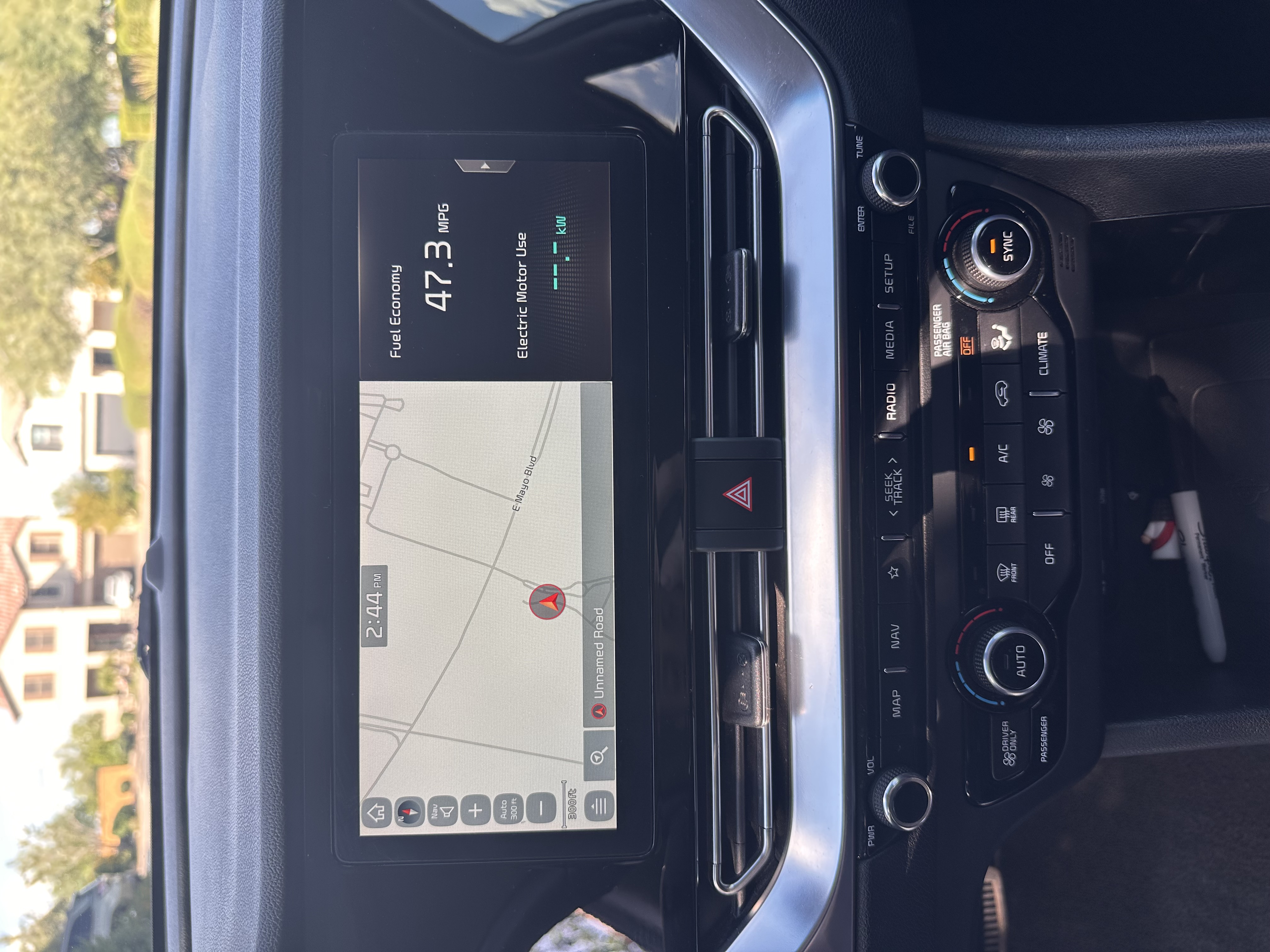 Used 2020 Kia Niro EX Premium FWD image 16
