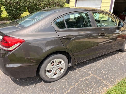 Used 2013 Honda Civic LX image 6