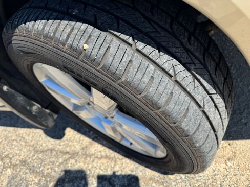 Used 2008 Subaru Outback 2.5i L.L. Bean image 8