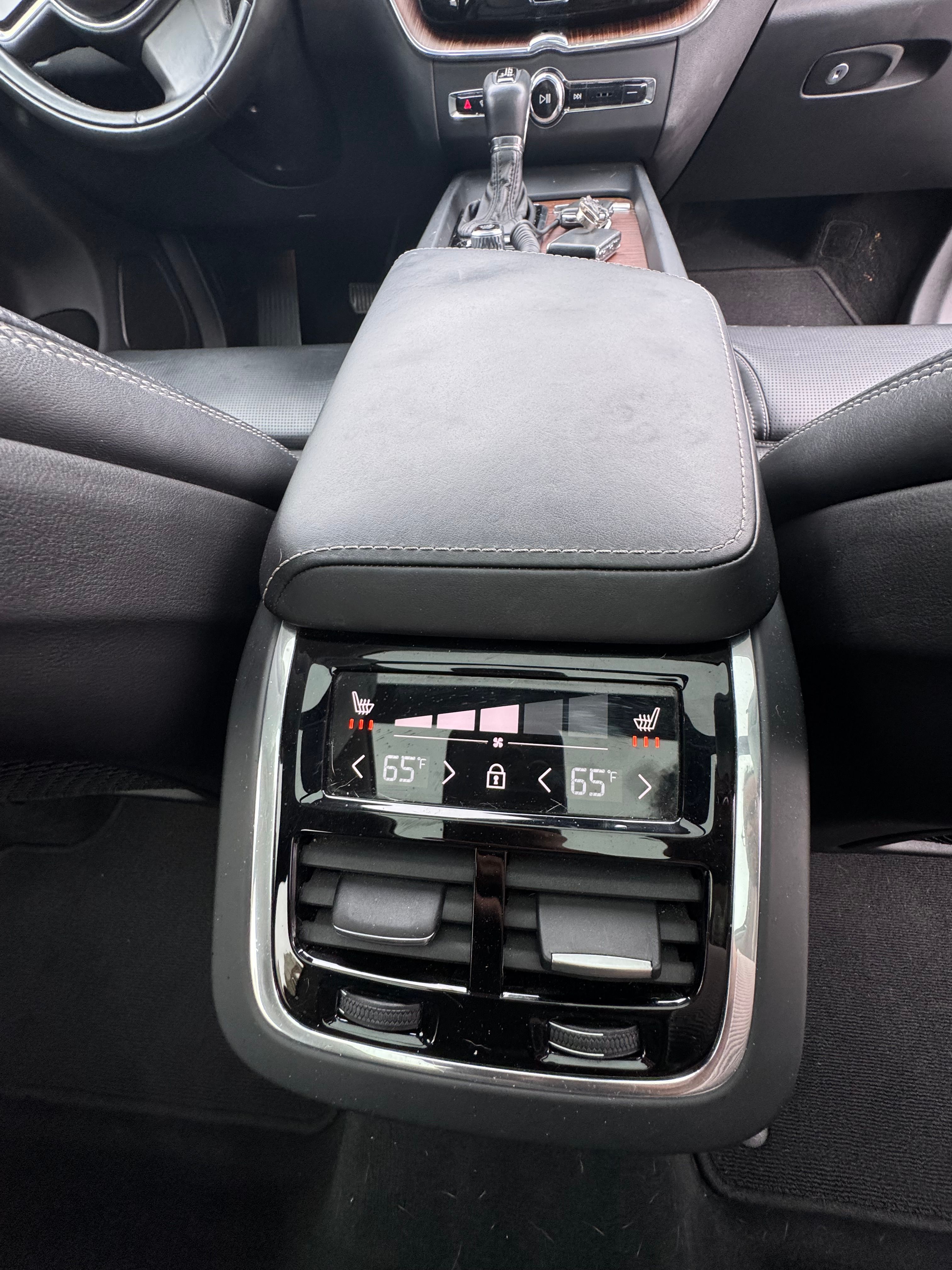 Used 2019 Volvo XC60 T6 Inscription AWD/4WD image 10