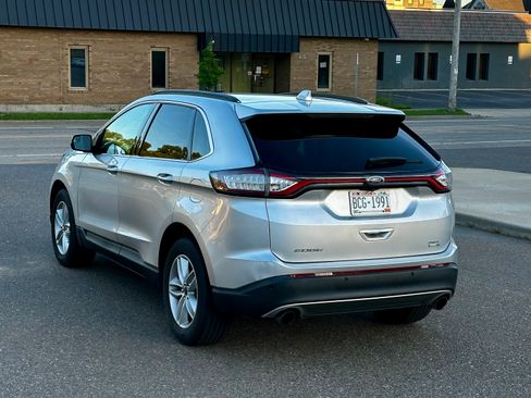 Used 2017 Ford Edge SEL AWD/4WD image 5