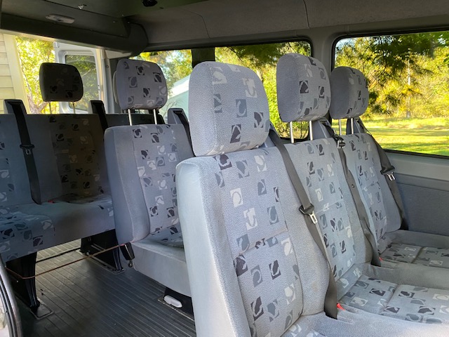 Used 2005 Dodge Sprinter 2500 w/ Cooling Group RWD image 4