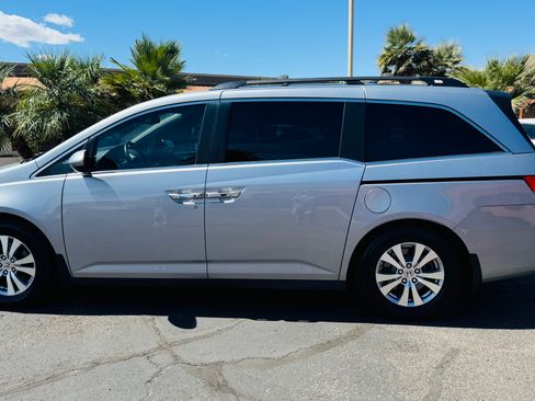 Used 2016 Honda Odyssey EX-L image 1