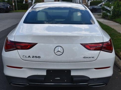 Used 2020 Mercedes-Benz CLA 250 4MATIC w/ Premium Package image 4