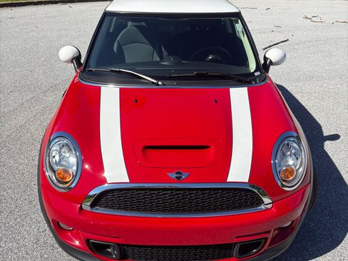 Used 2013 MINI Cooper S FWD image 1