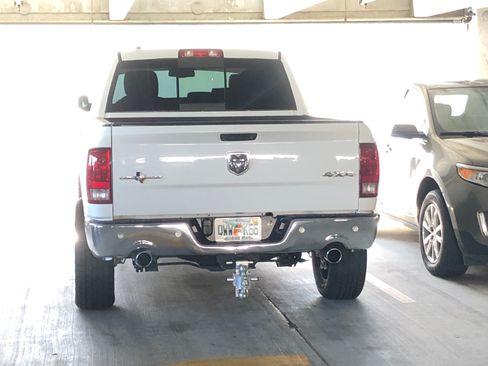 Used 2017 RAM 1500 Lone Star AWD/4WD image 2