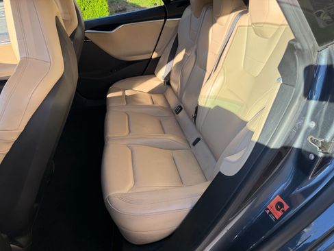 Used 2015 Tesla Model S P85D image 12