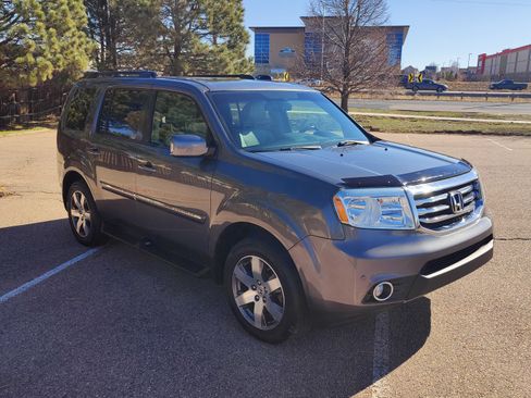 Used 2015 Honda Pilot Touring image 8