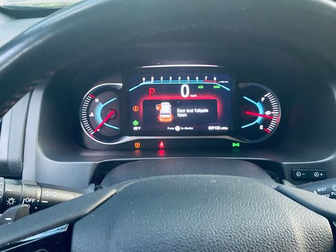 Used 2022 Honda Pilot Black Edition image 14