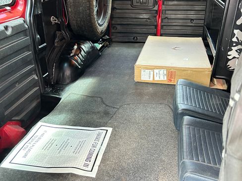 Used 2012 GMC Savana 2500 image 11