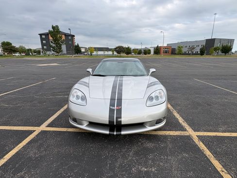 Used 2006 Chevrolet Corvette Coupe RWD image 8