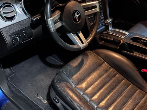 Used 2008 Ford Mustang GT Premium RWD image 9