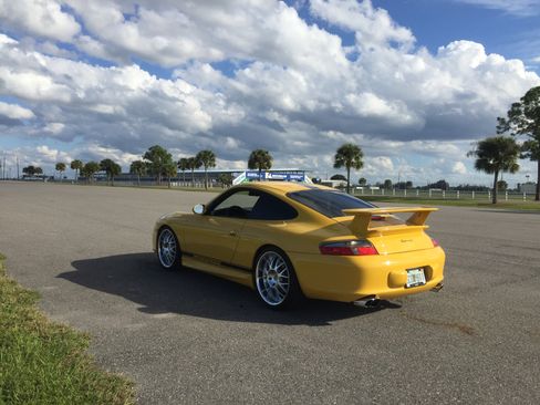 Used 2003 Porsche 911 GT3 RS image 13