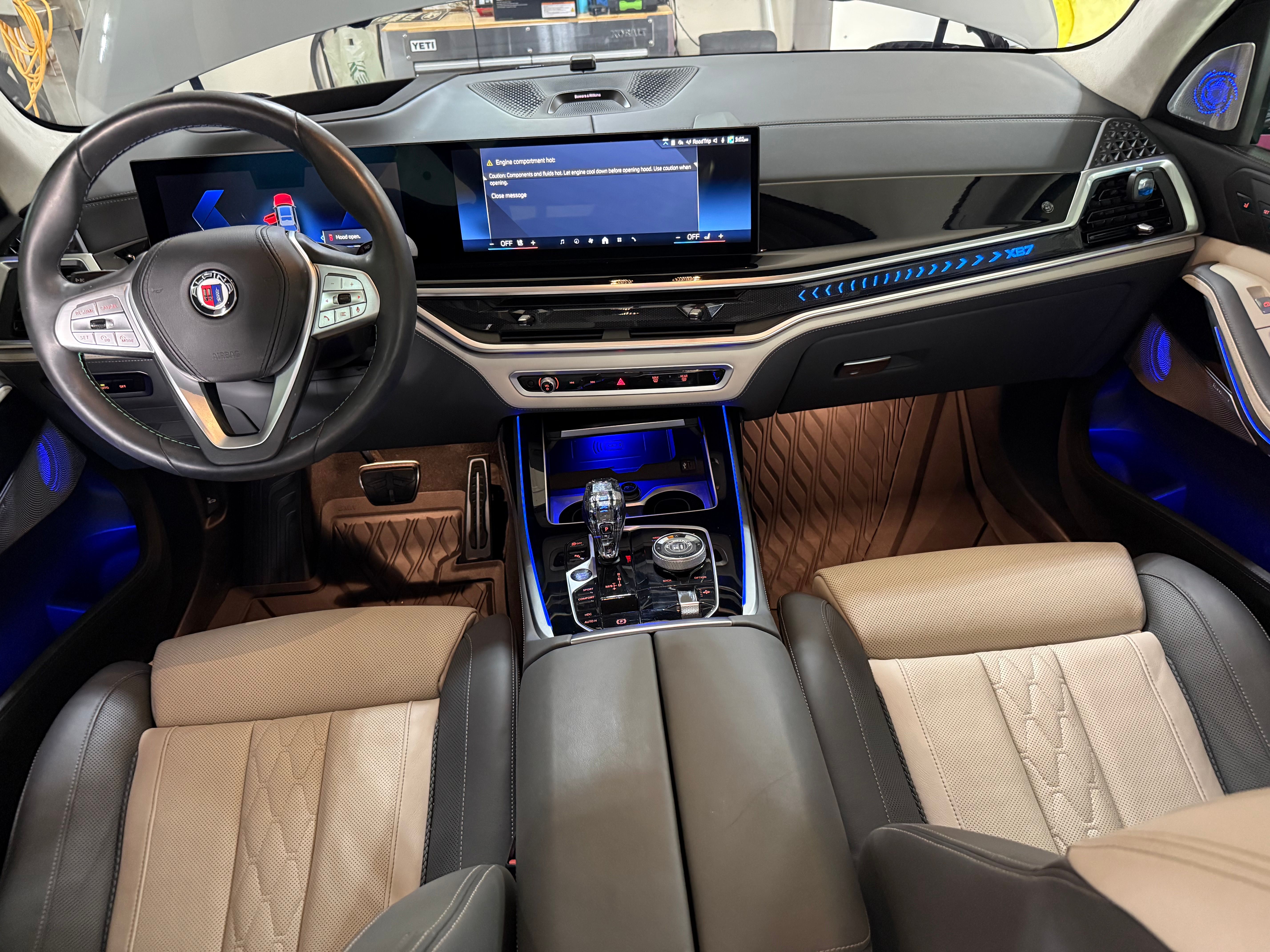 Used 2025 BMW ALPINA XB7 AWD/4WD image 22