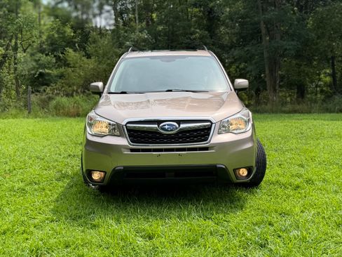 Used 2016 Subaru Forester 2.5i Premium AWD/4WD image 2