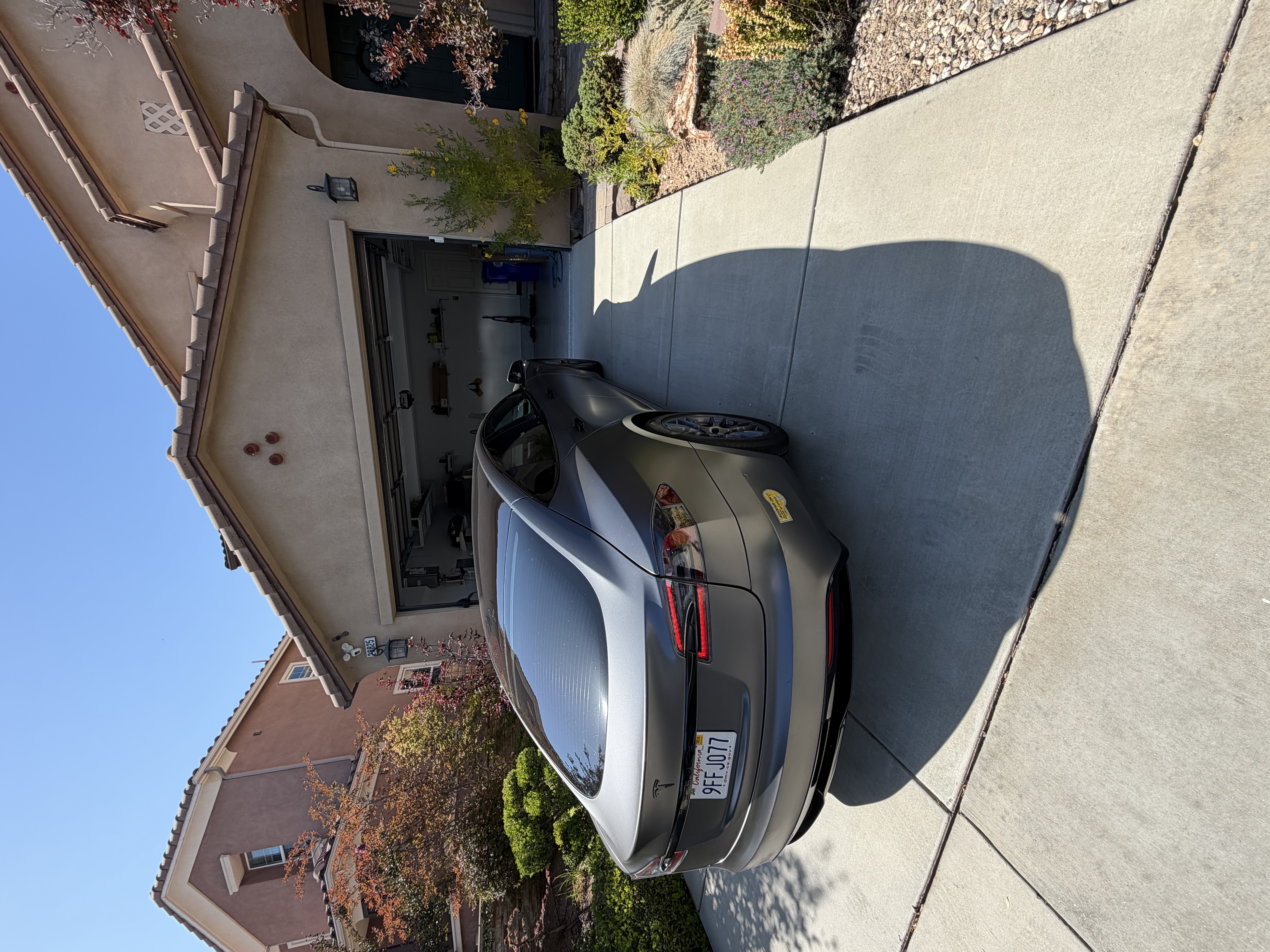 Used 2022 Tesla Model S AWD/4WD image 9