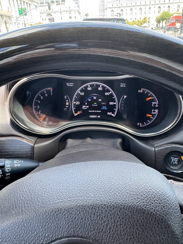 Used 2014 Jeep Grand Cherokee Summit AWD/4WD image 11