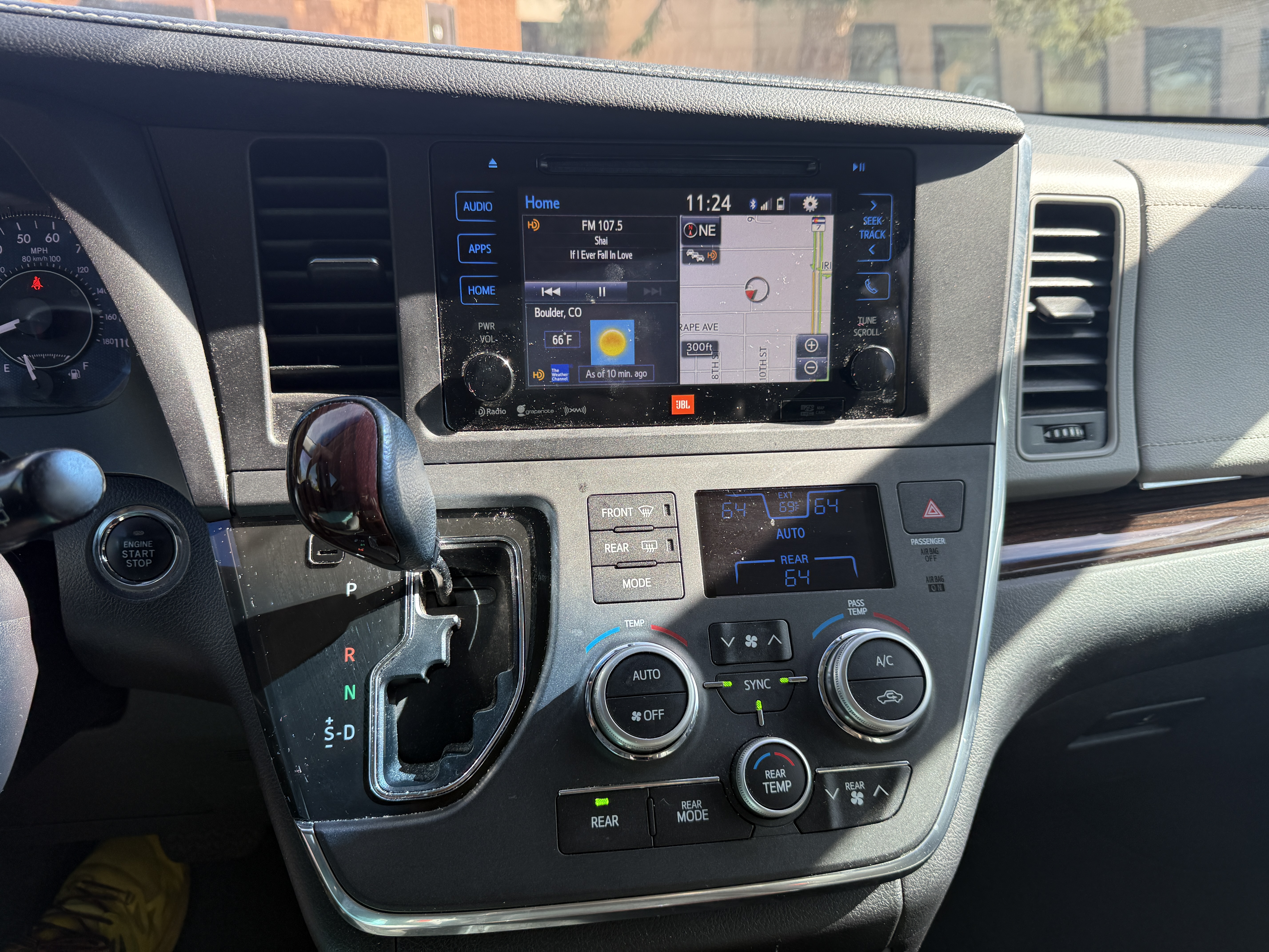 Used 2017 Toyota Sienna Limited Premium AWD/4WD image 12