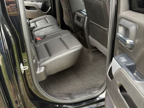 Used 2018 Chevrolet Silverado 1500 LTZ Z71 AWD/4WD image 5