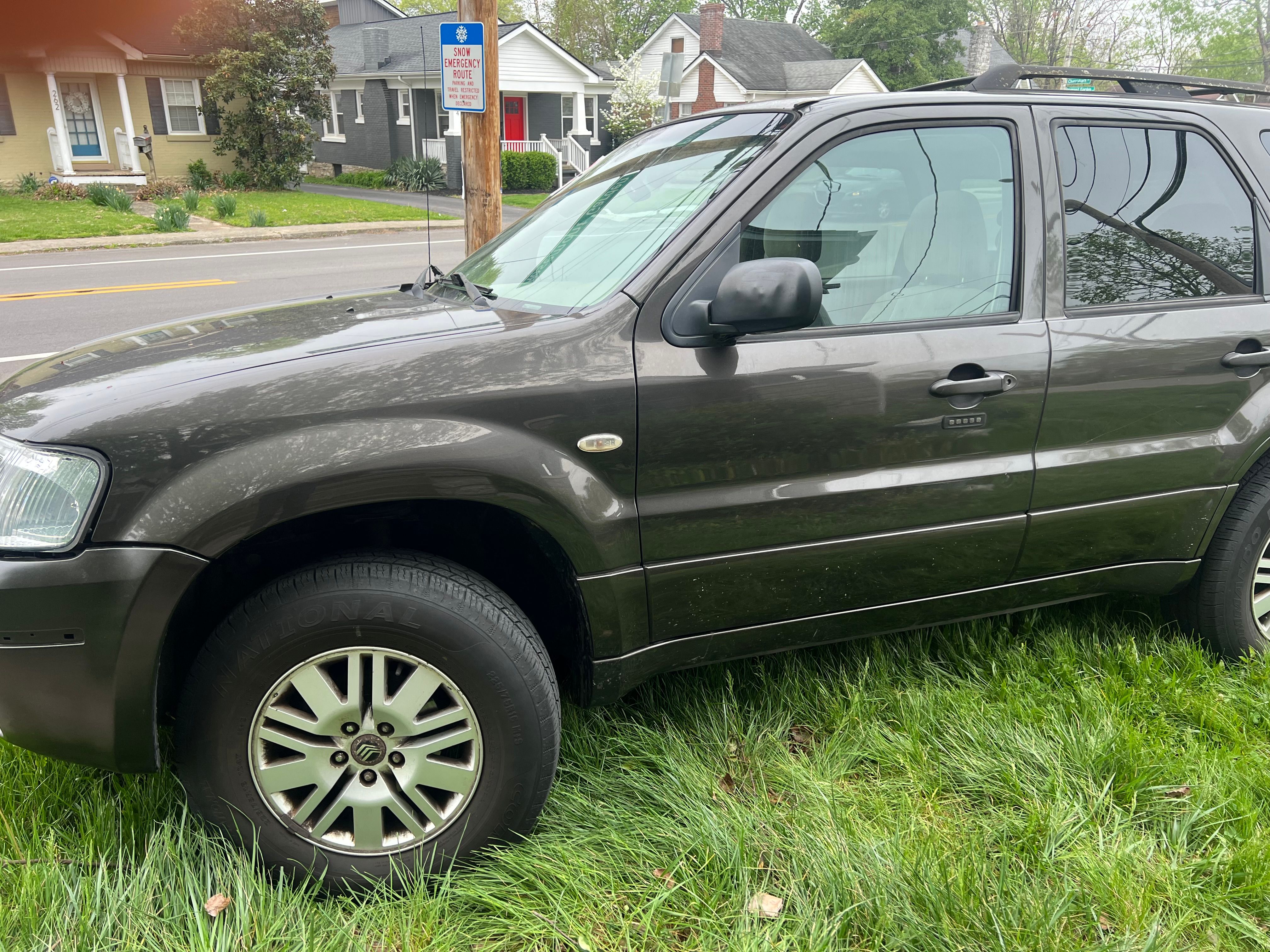 Used 2005 Mercury Mariner 2WD V6 image 2