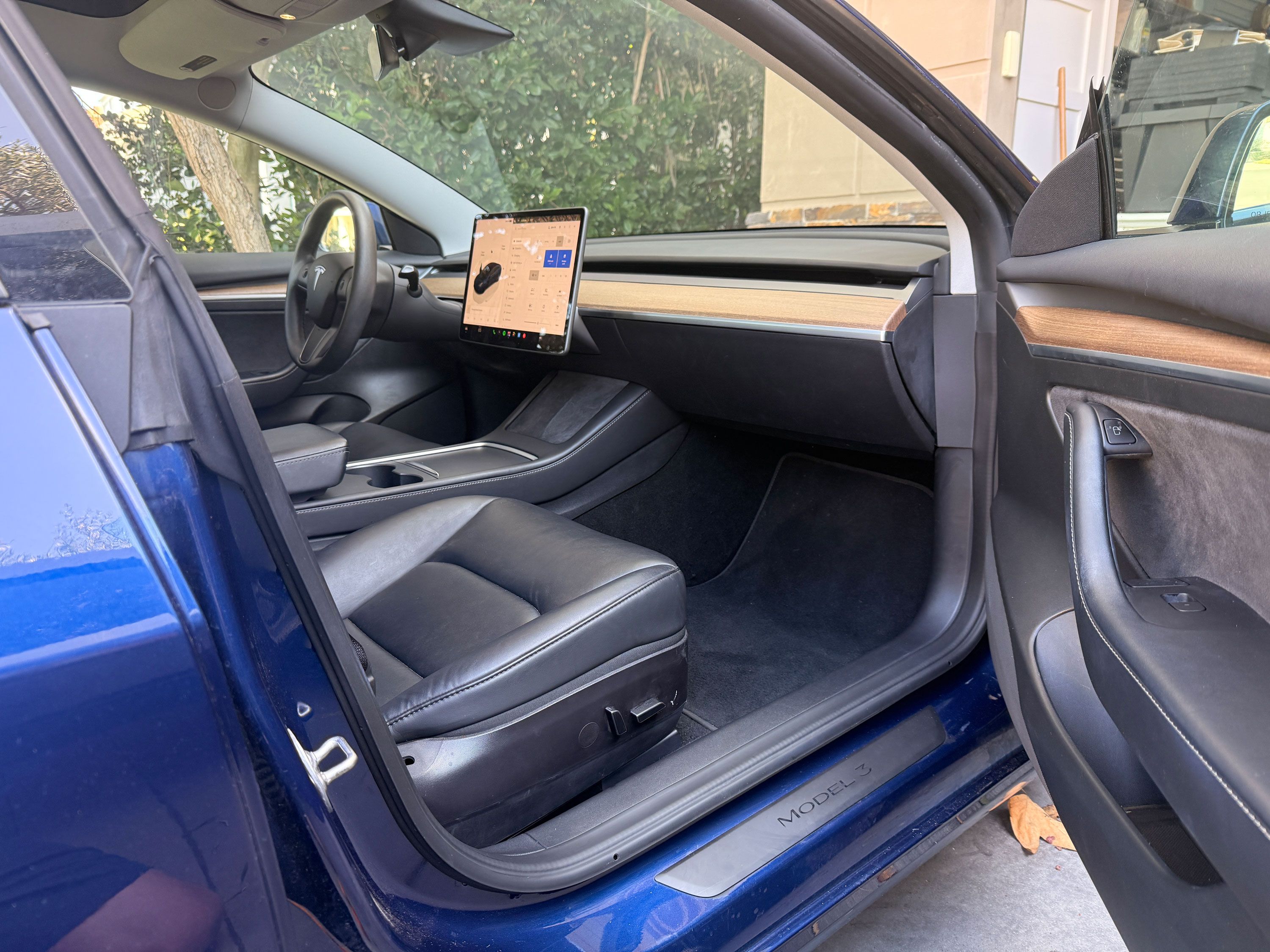 Used 2022 Tesla Model 3 Performance AWD/4WD image 10