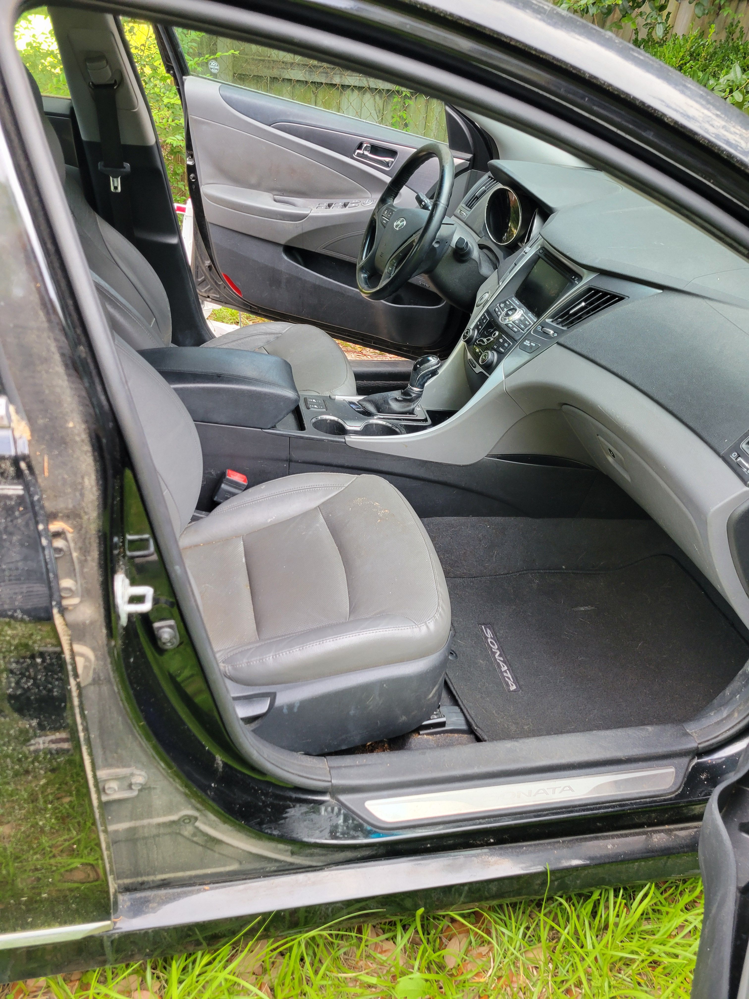 Used 2014 Hyundai Sonata Limited w/ Panoramic Sunroof Package 02 FWD image 9