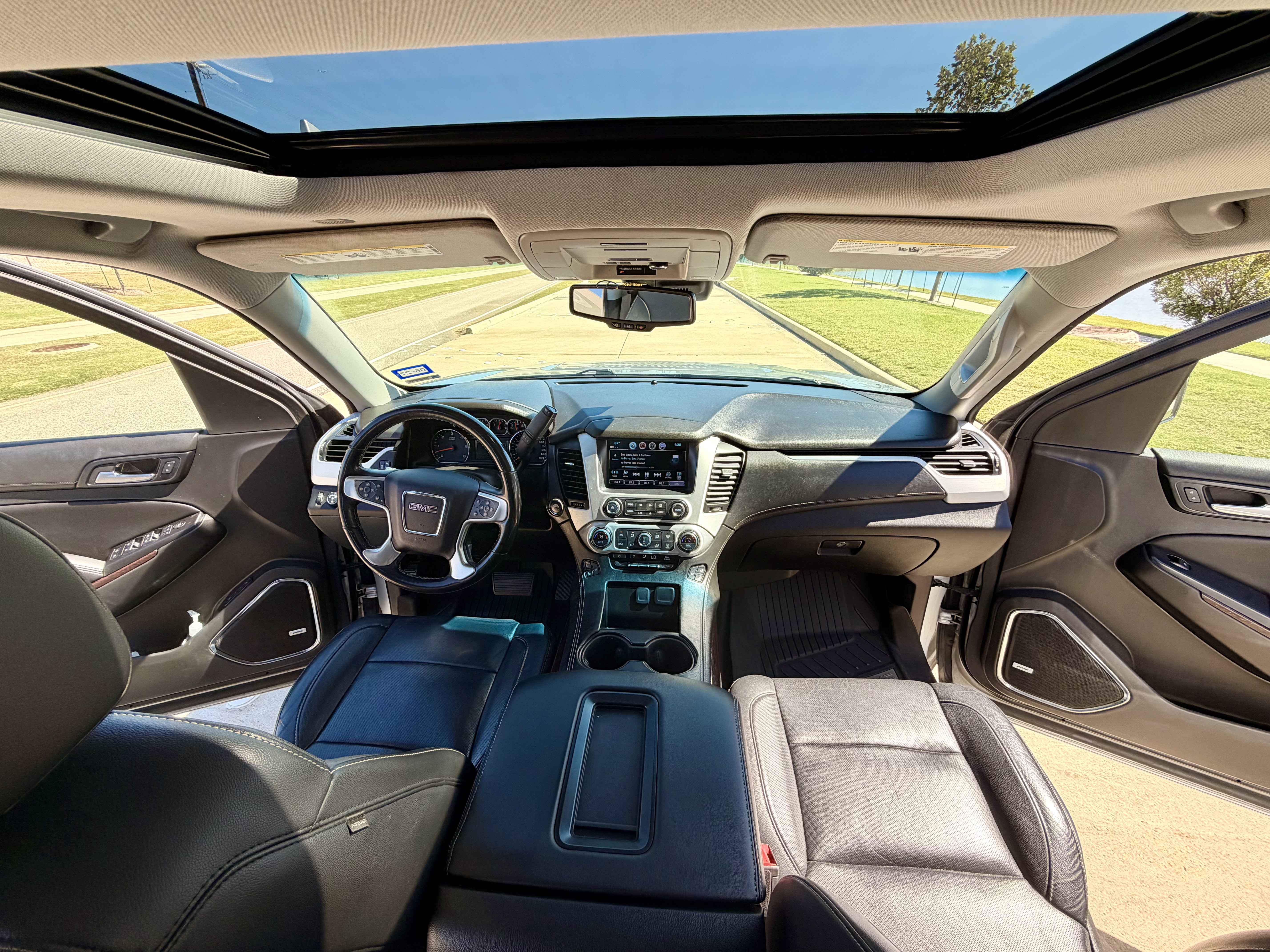 Used 2018 GMC Yukon SLT RWD image 13