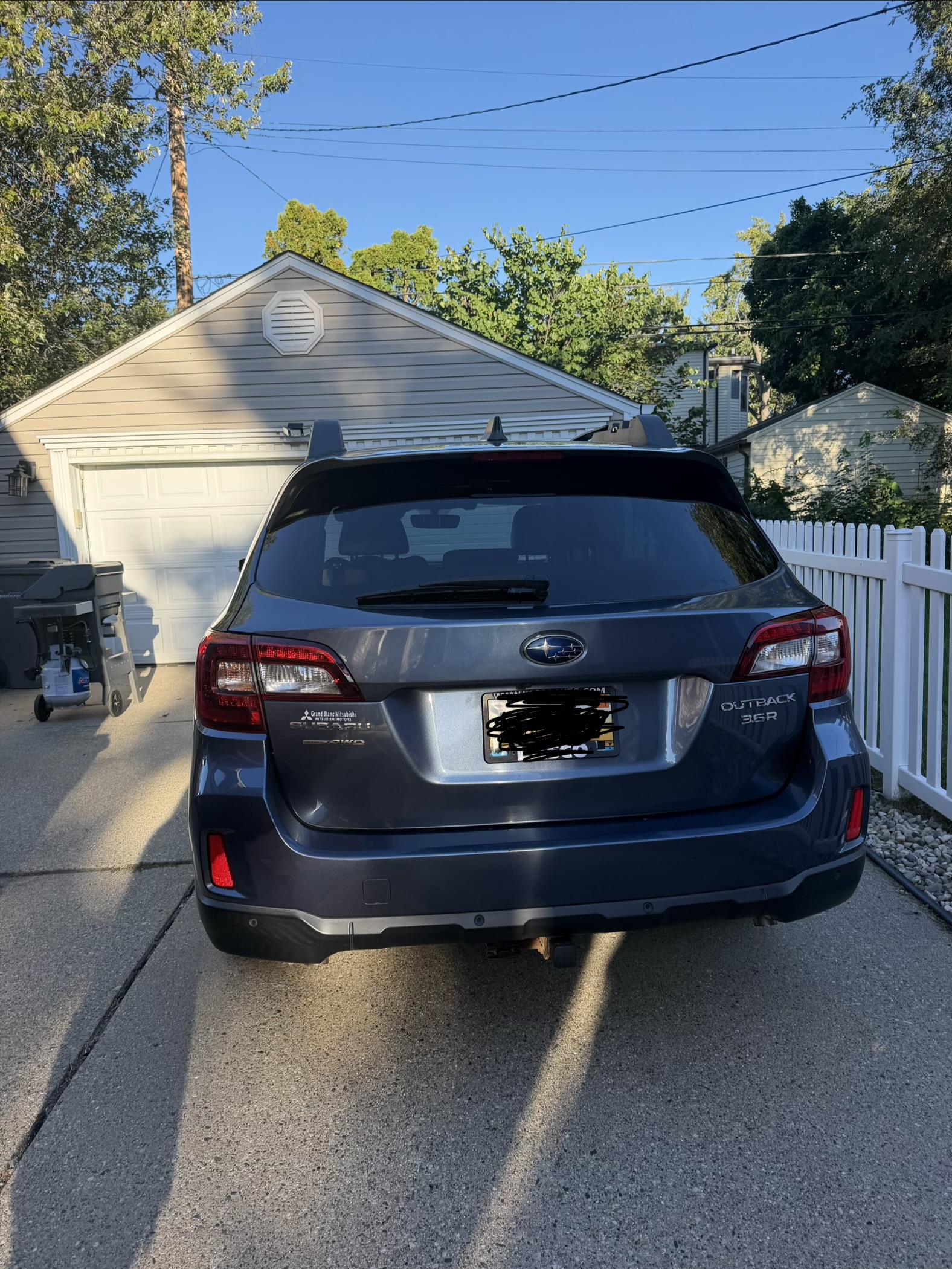 Used 2017 Subaru Outback 3.6R Limited AWD/4WD image 6
