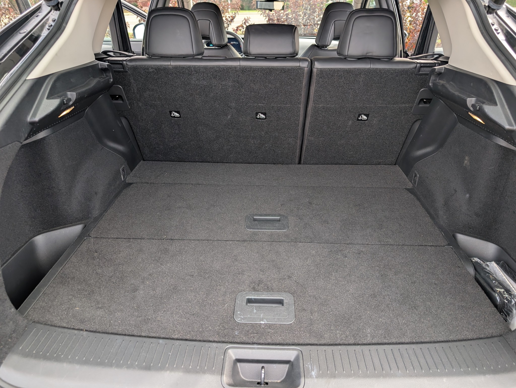 Used 2024 Nissan Ariya AWD image 13