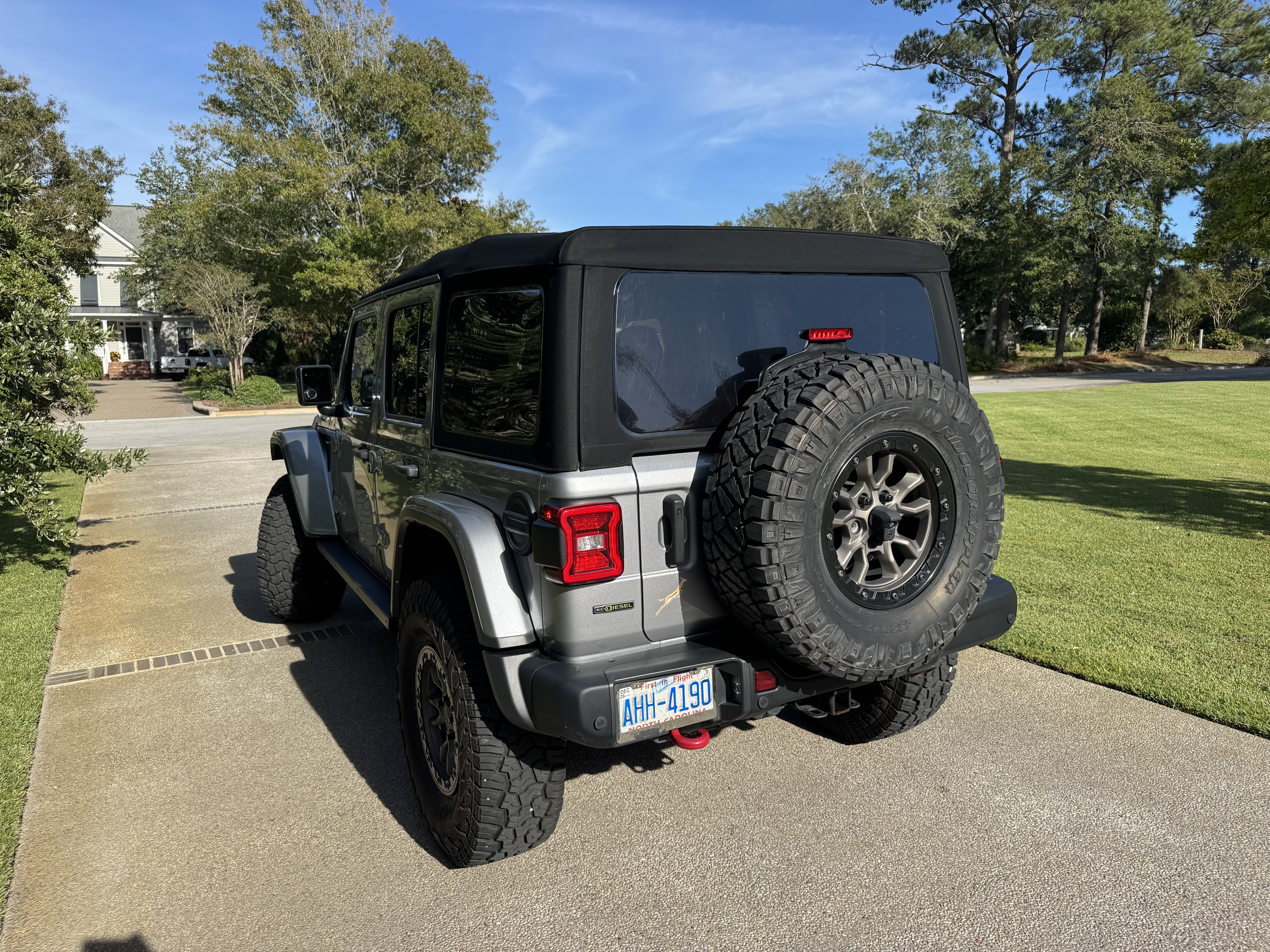 Used 2021 Jeep Wrangler Unlimited Rubicon AWD/4WD image 12
