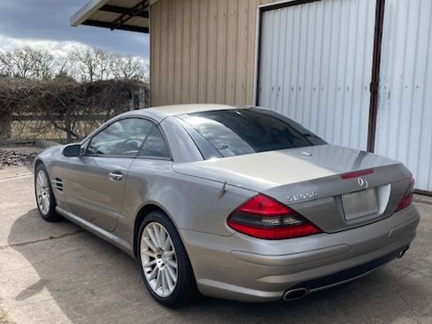 Used 2008 Mercedes-Benz SL 550 image 9