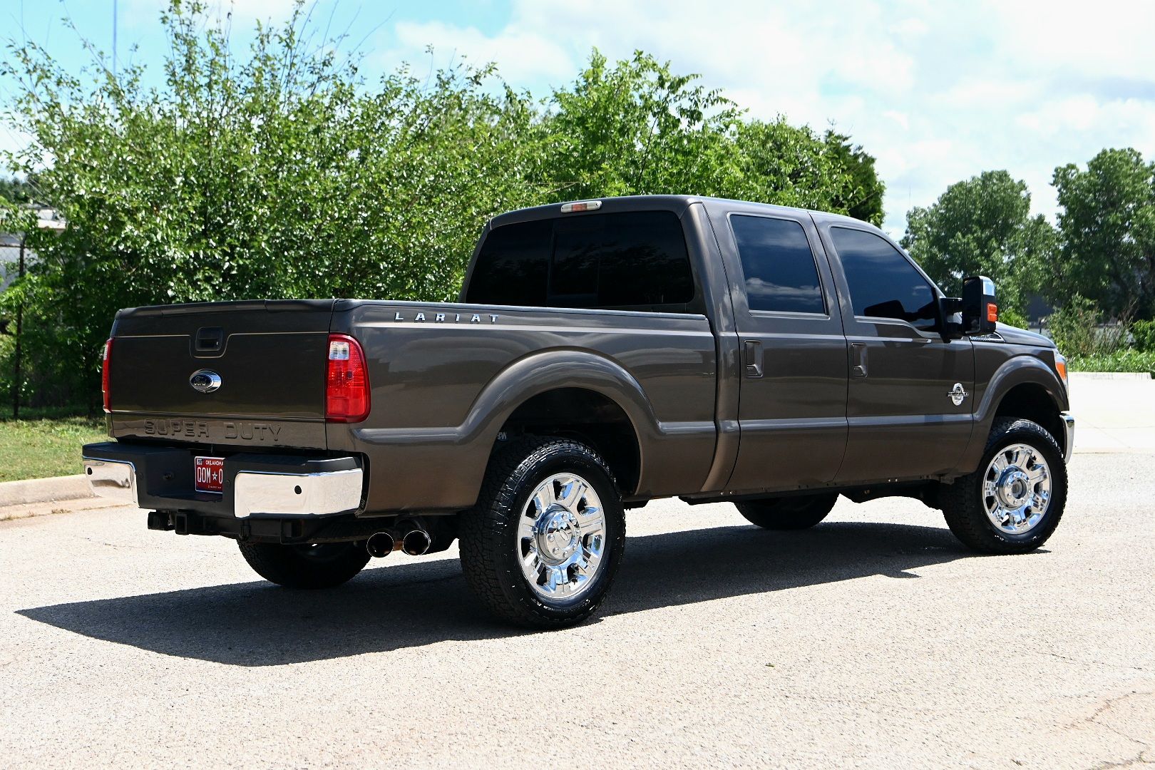 Used 2015 Ford F250 Lariat w/ Chrome Package AWD/4WD image 2