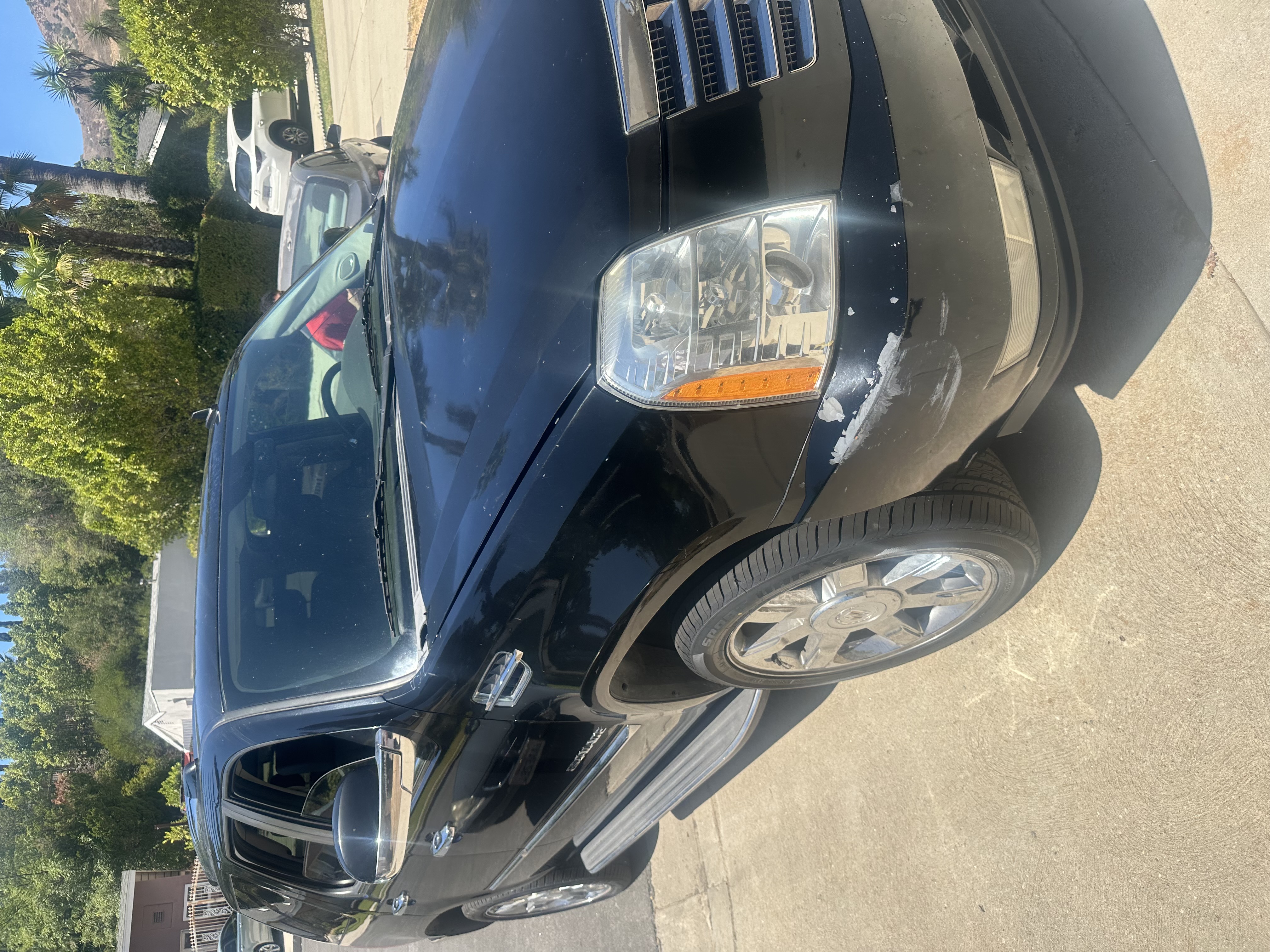 Used 2010 Cadillac Escalade 2WD image 10