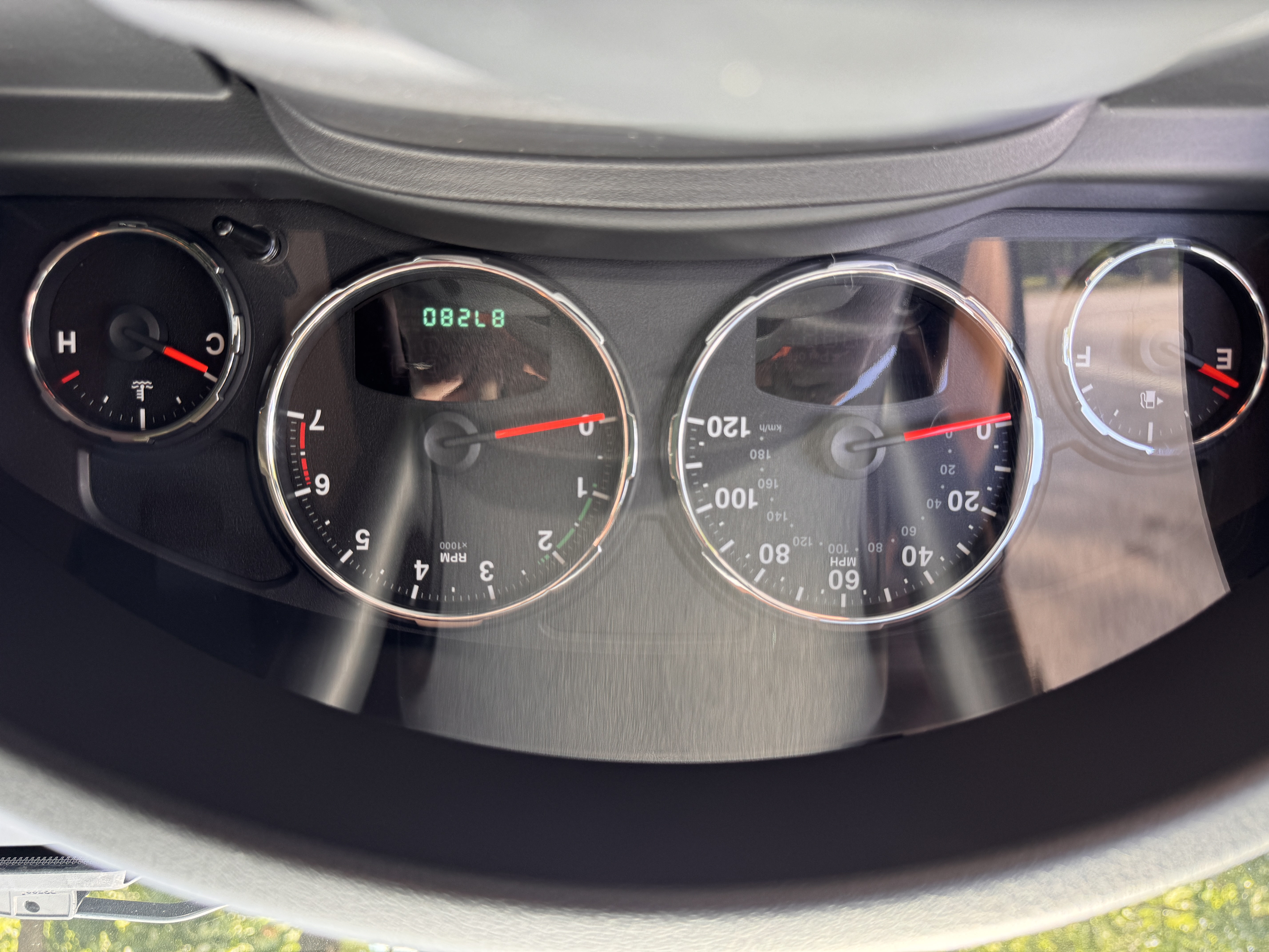 Used 2012 Jeep Liberty Sport AWD/4WD image 10